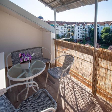 Apartman Sara Apartment Нови Сад Екстериор снимка