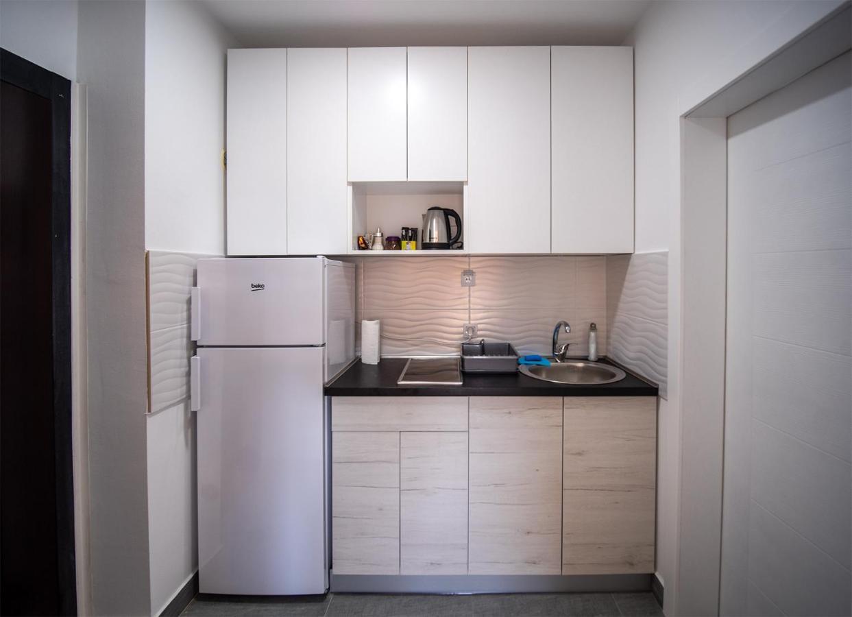 Apartman Sara Apartment Нови Сад Екстериор снимка